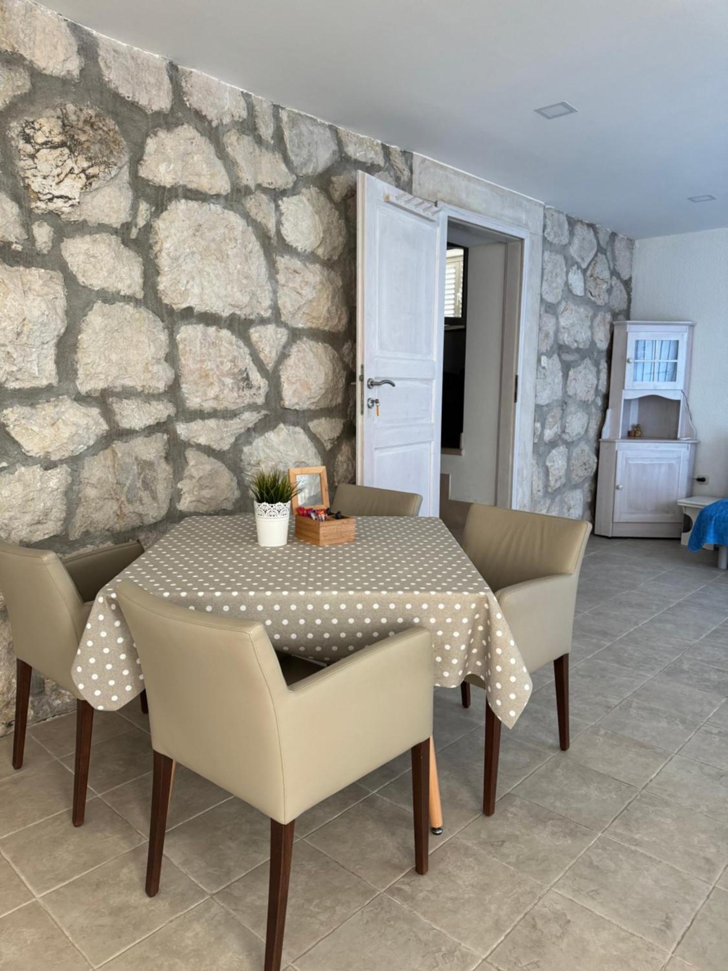Villa Viden Apartments Tucepi Ngoại thất bức ảnh